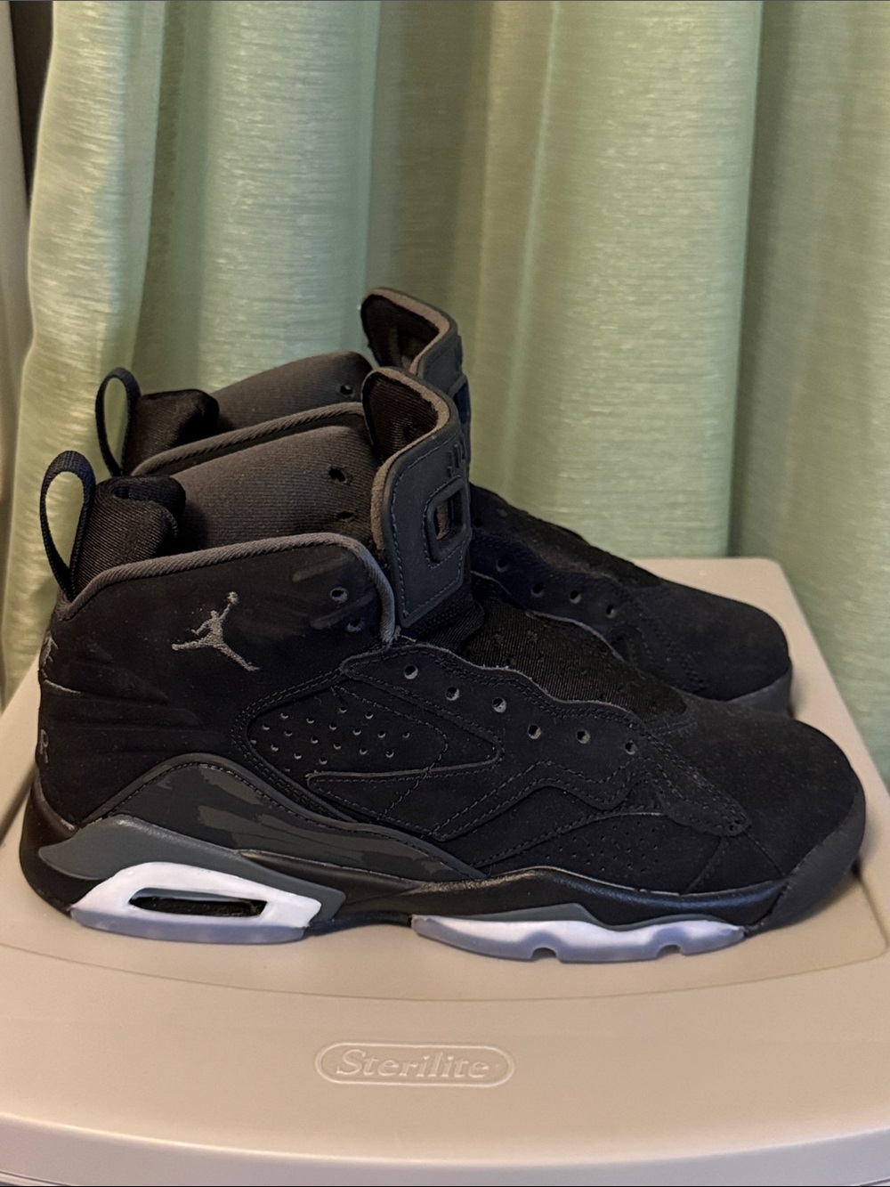 Jordan Jumpman MVP Kids Black High-Top Sneakers with Gray Accents - Size 5